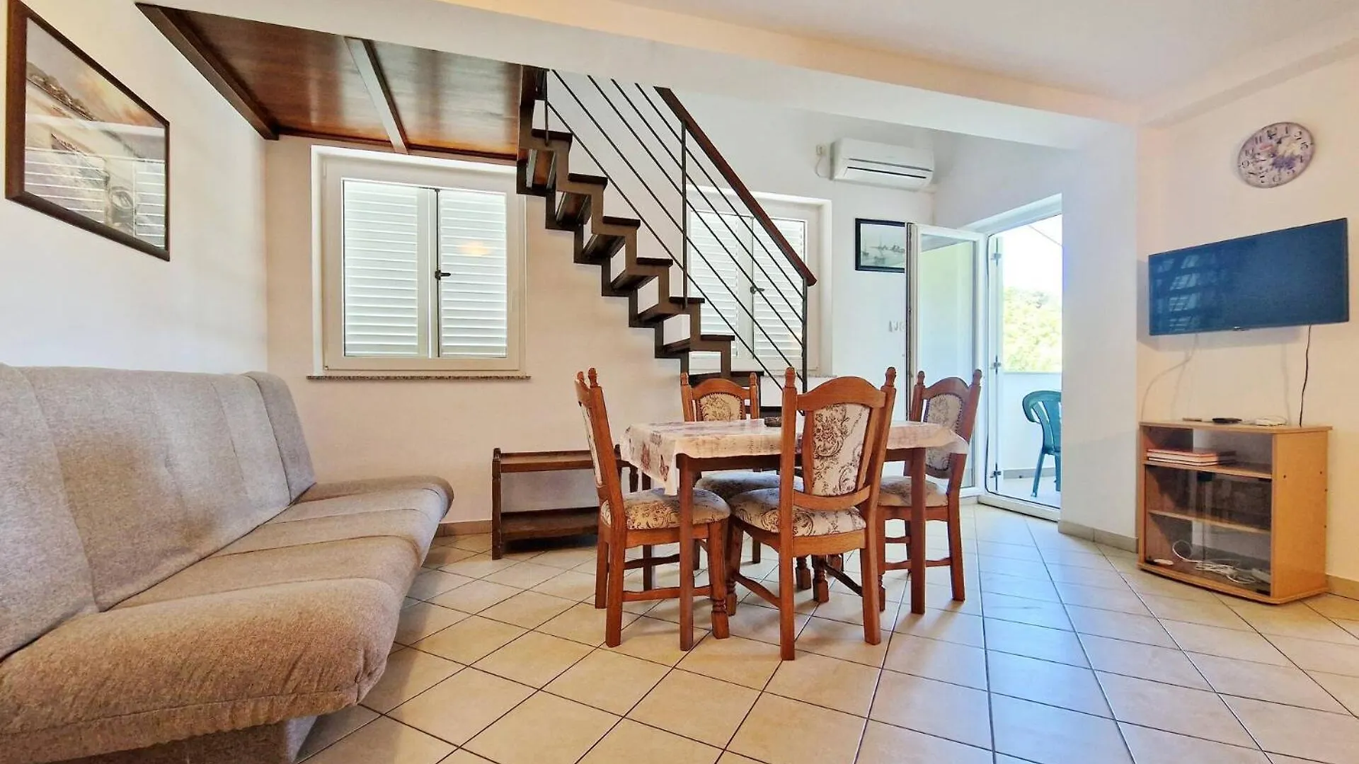 Apartment Zoric Baska 0*, Baska (Krk)