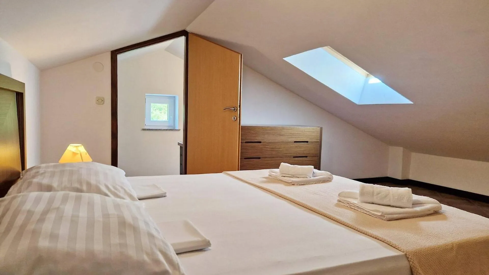 Apartment Zoric Baska