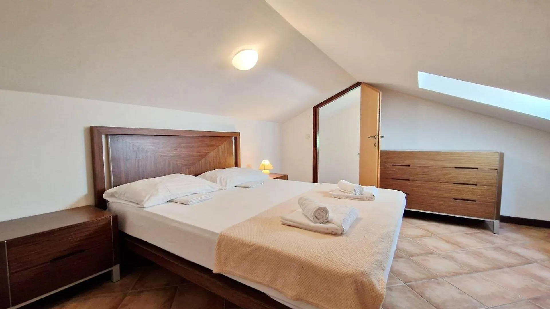 Apartment Zoric Baska