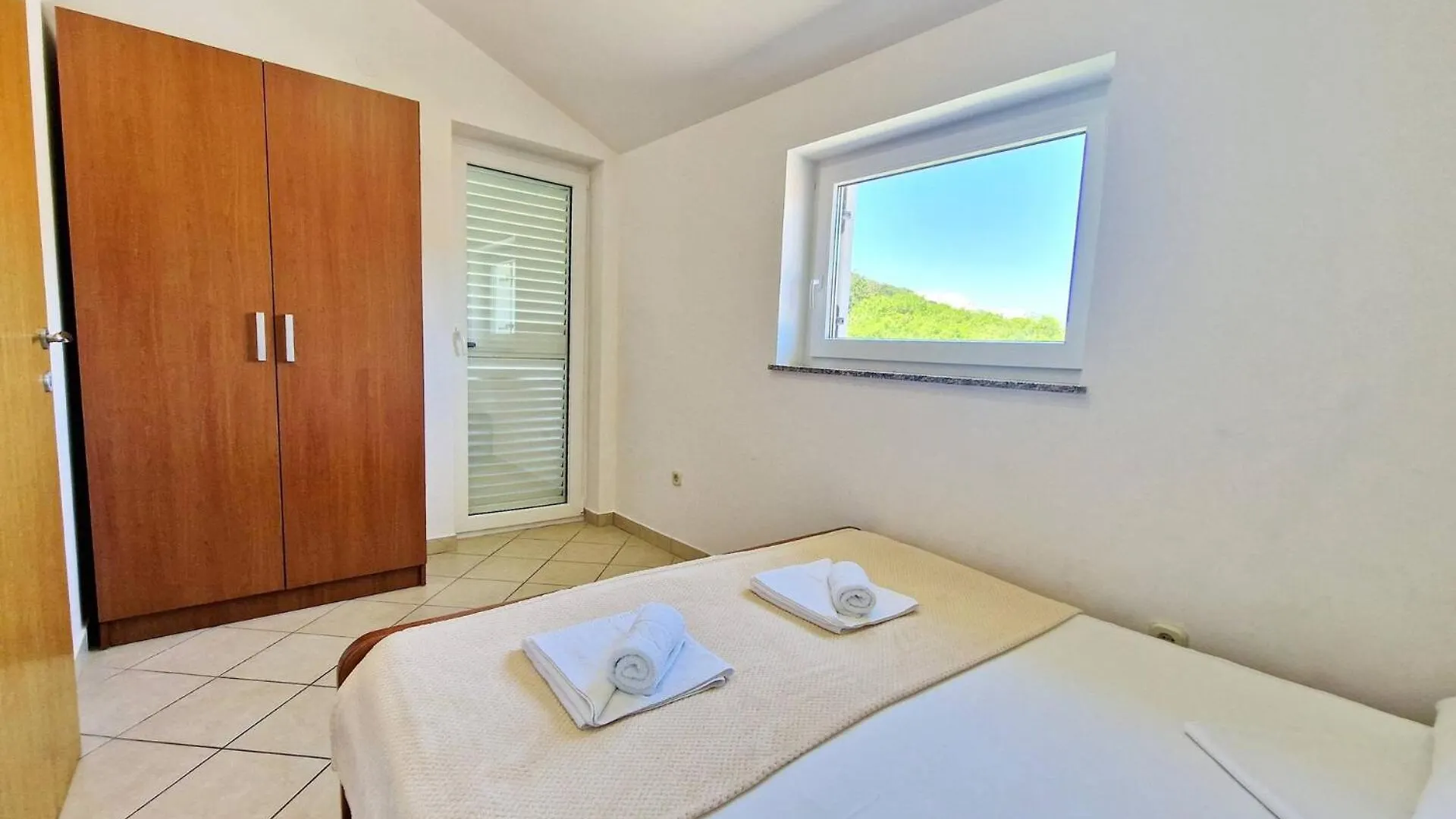 Apartment Zoric Baska Croatia